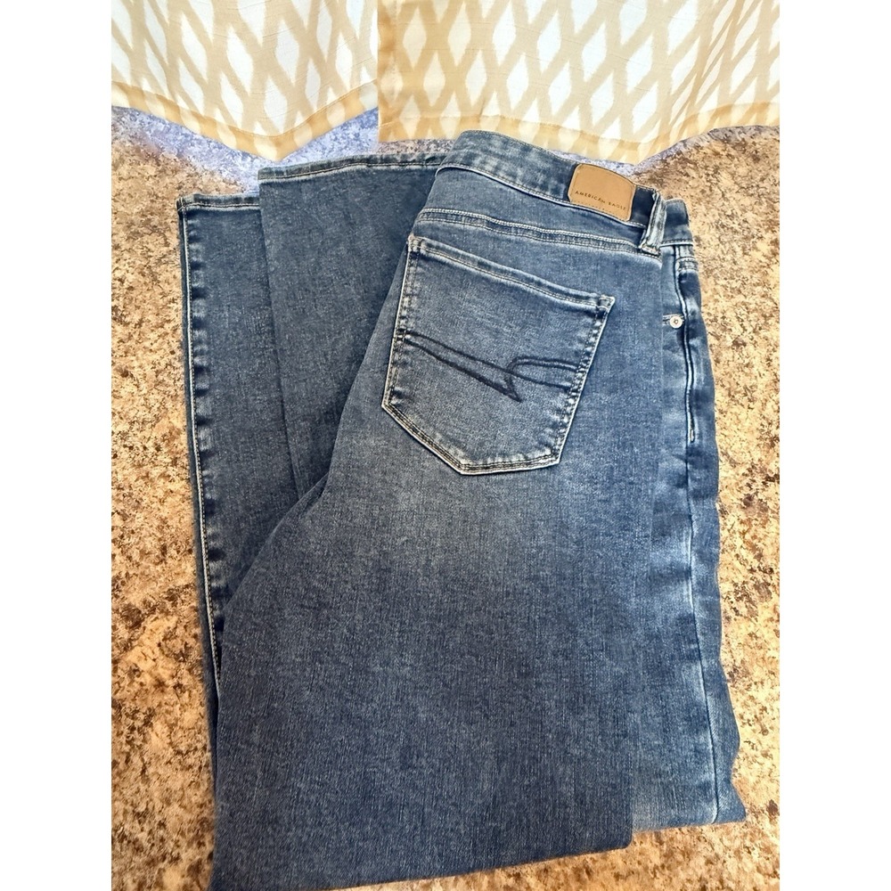 American Eagle High Rise Skinny Medium Wash Blue Jeans Size 12 Regular NEW